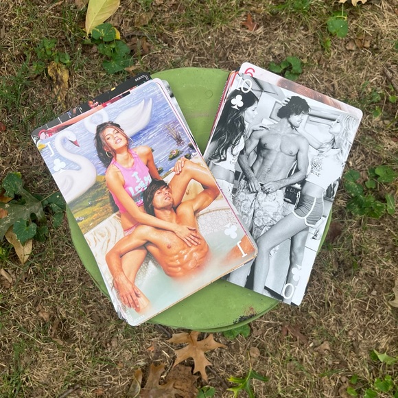 Guess Spring 2004 Catalogue Collectible Playing Cards by Paul Marciano - Picture 10 of 16